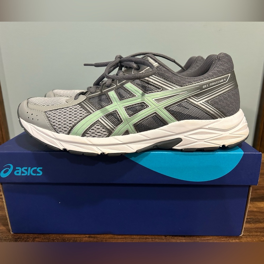 Women’s ASICS Gel-Contend 4 shoes